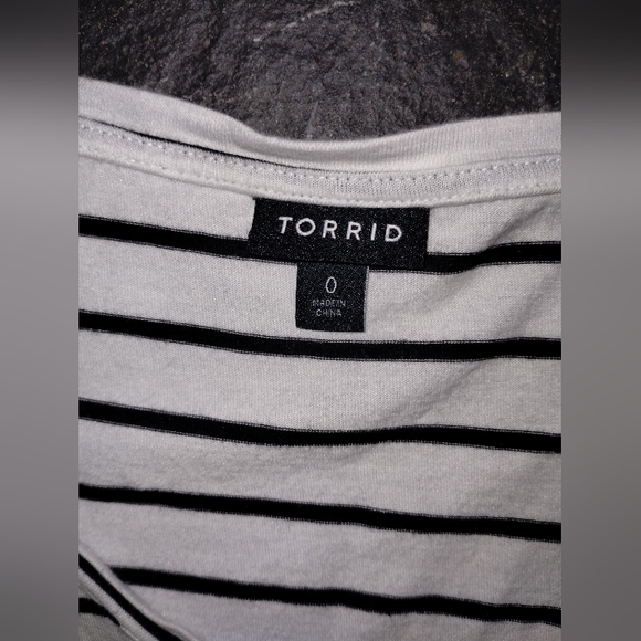 Striped Top Torrid Size 0 - Picture 2 of 2